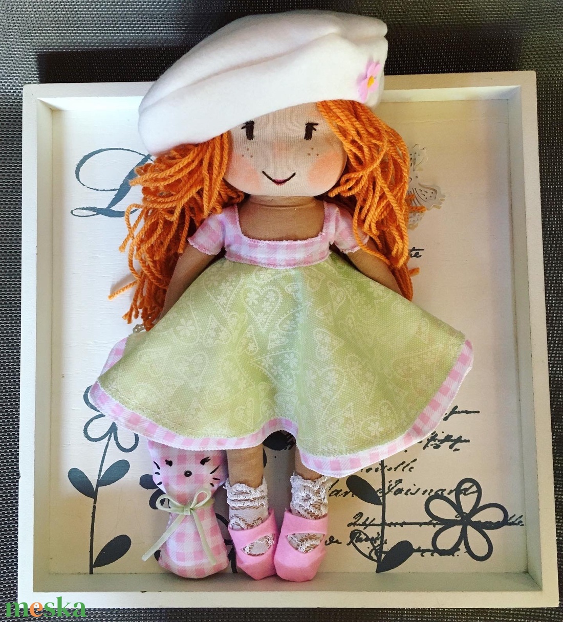 Vörös hajú kislány cicával, két öltözetben - játék & sport - baba & babaház - öltöztethető baba - Meska.hu
