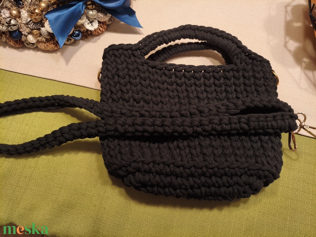 Horgolt kézi táska  - táska & tok - kézitáska & válltáska - alkalmi táska - Meska.hu