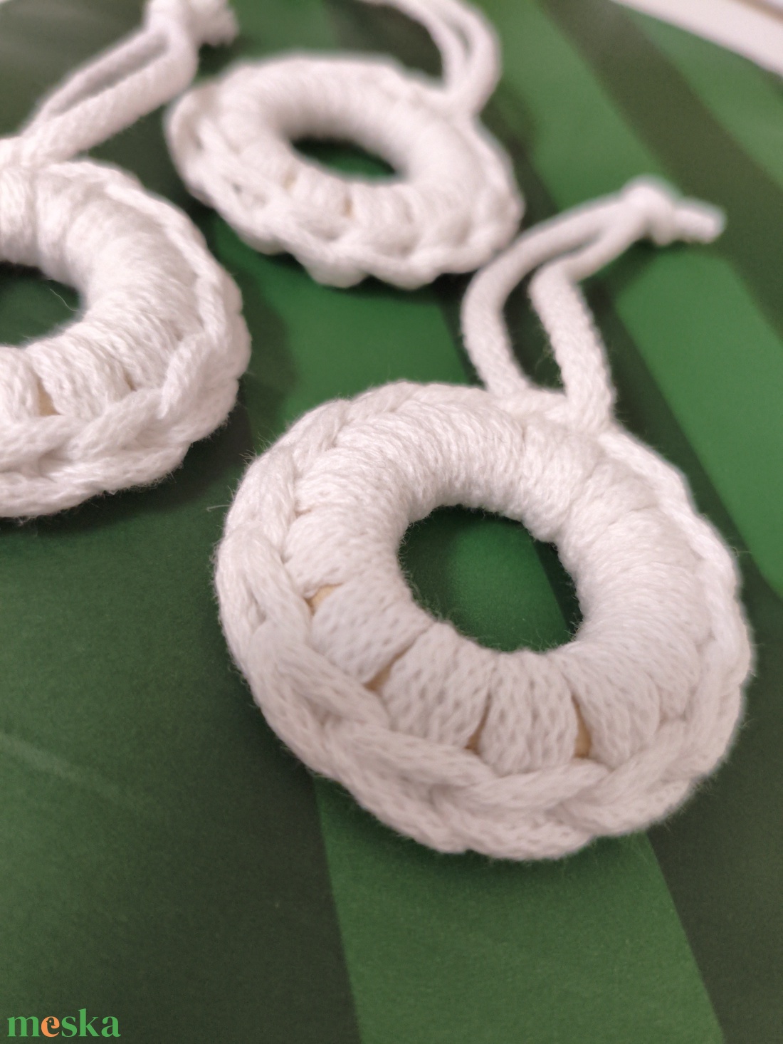 Horgolt karácsonyfa dísz  - karácsony - karácsonyi lakásdekoráció - karácsonyfadíszek - Meska.hu