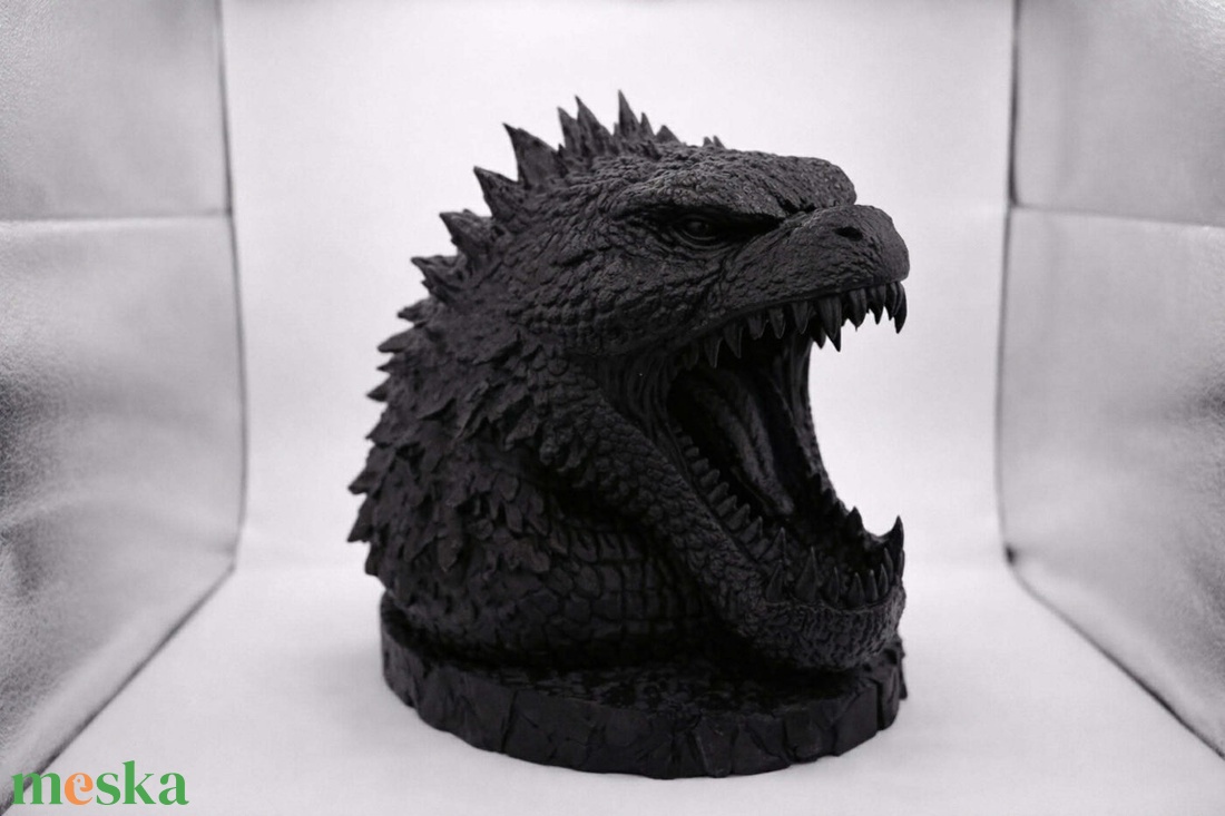 Godzilla fejhallgató és joystick tartó - otthon & életmód - dekoráció - dekoratív figurák és szobrok - Meska.hu