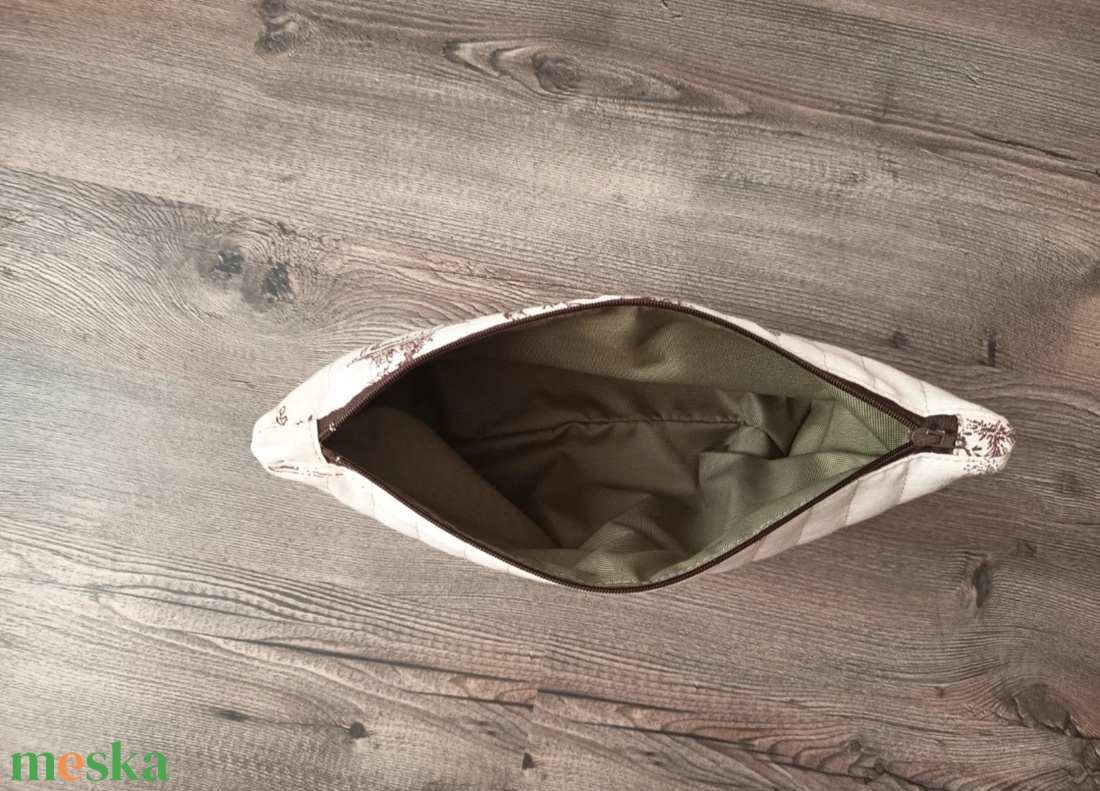 Vintage hangulatú neszeszer - táska & tok - neszesszer - Meska.hu