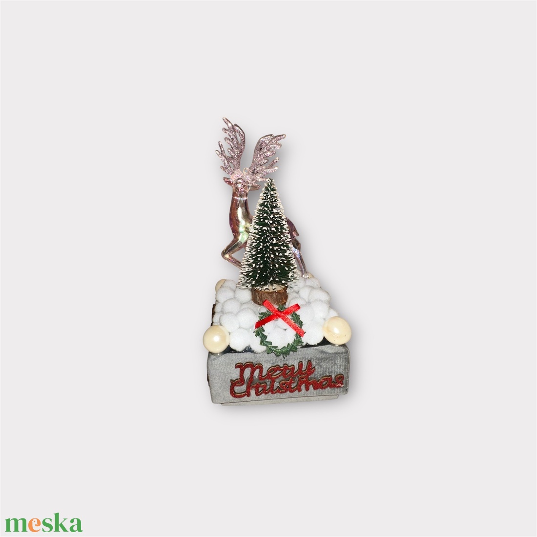 Karácsonyi dekor  rénszarvassal, hóhatású alapzattal és Merry Christmas felirattal - karácsony - adventi díszek - adventi asztaldísz - Meska.hu
