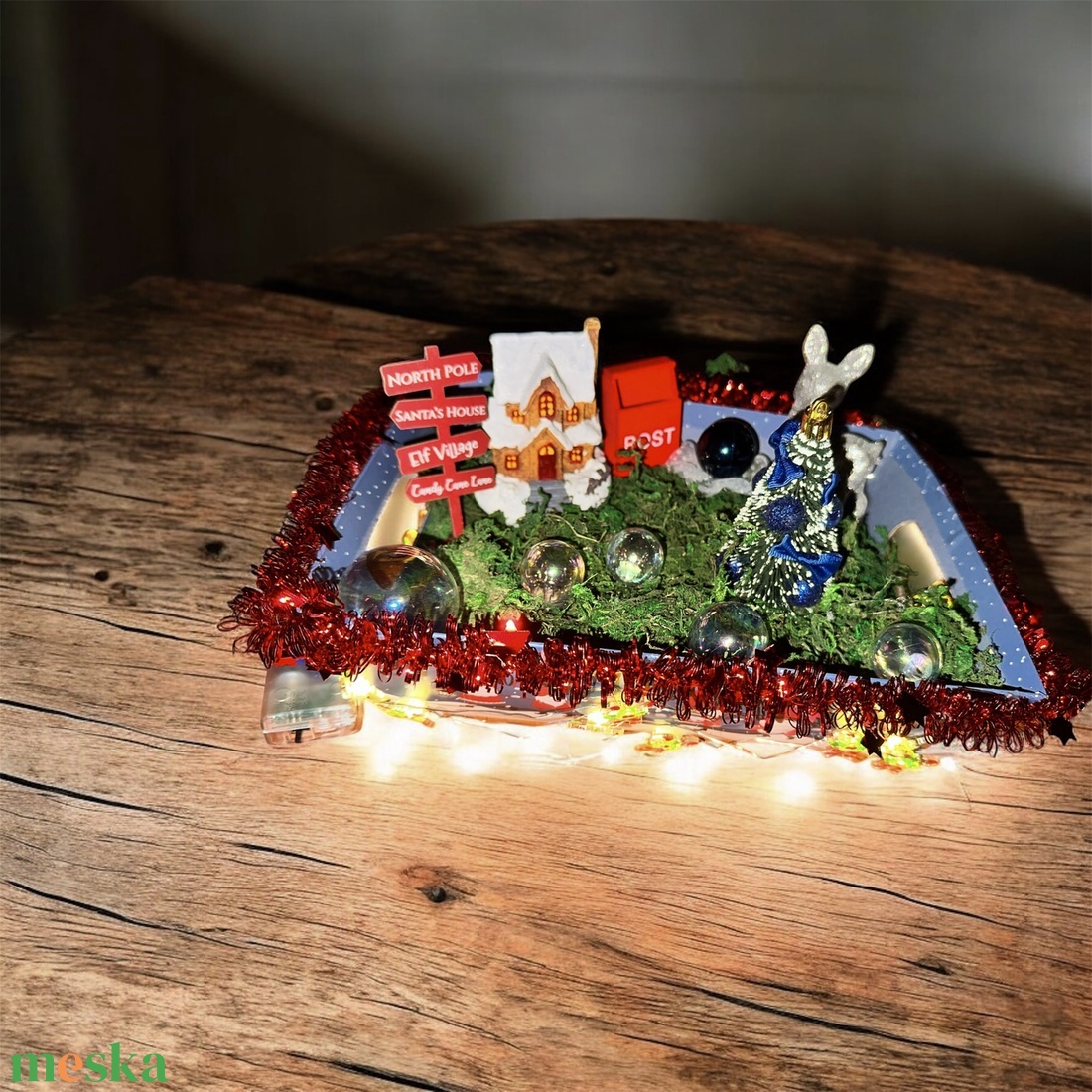 Karácsonyi asztali dekoráció , LED-fényes miniatűr téli jelenet - karácsony - adventi díszek - adventi asztaldísz - Meska.hu