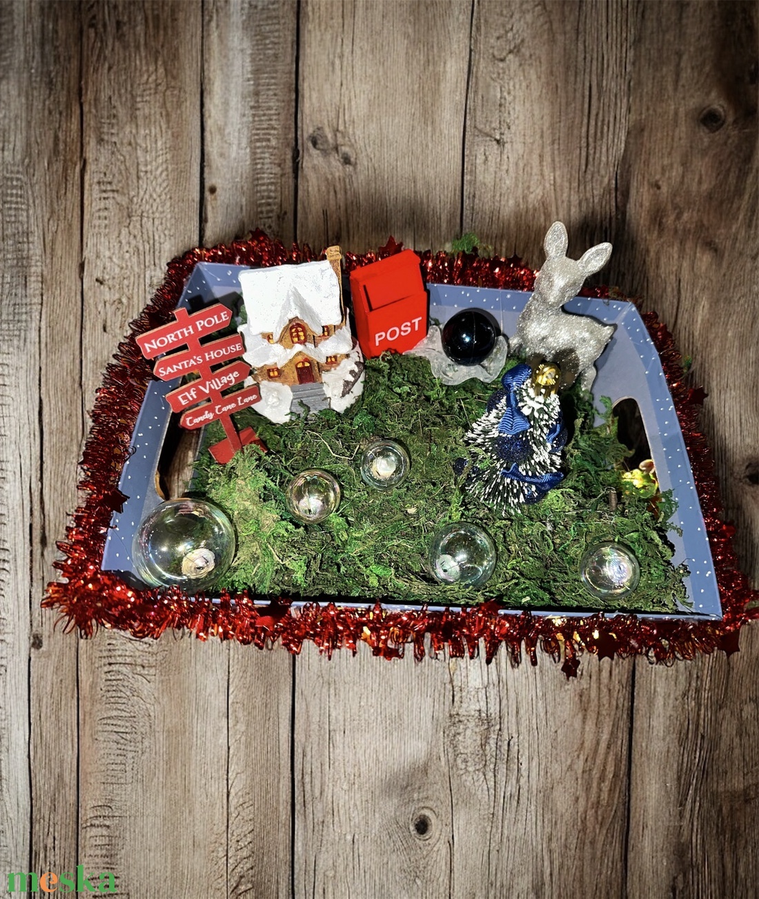 Karácsonyi asztali dekoráció , LED-fényes miniatűr téli jelenet - karácsony - adventi díszek - adventi asztaldísz - Meska.hu