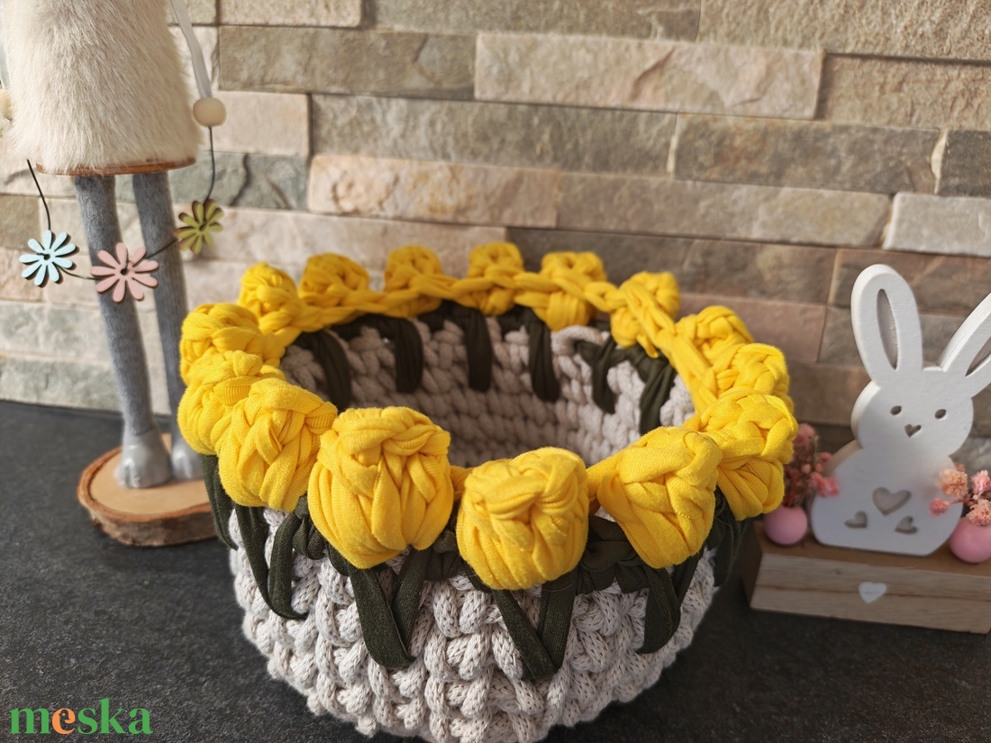 Tulipános horgolt tároló - otthon & életmód - tárolás & rendszerezés - doboz - Meska.hu