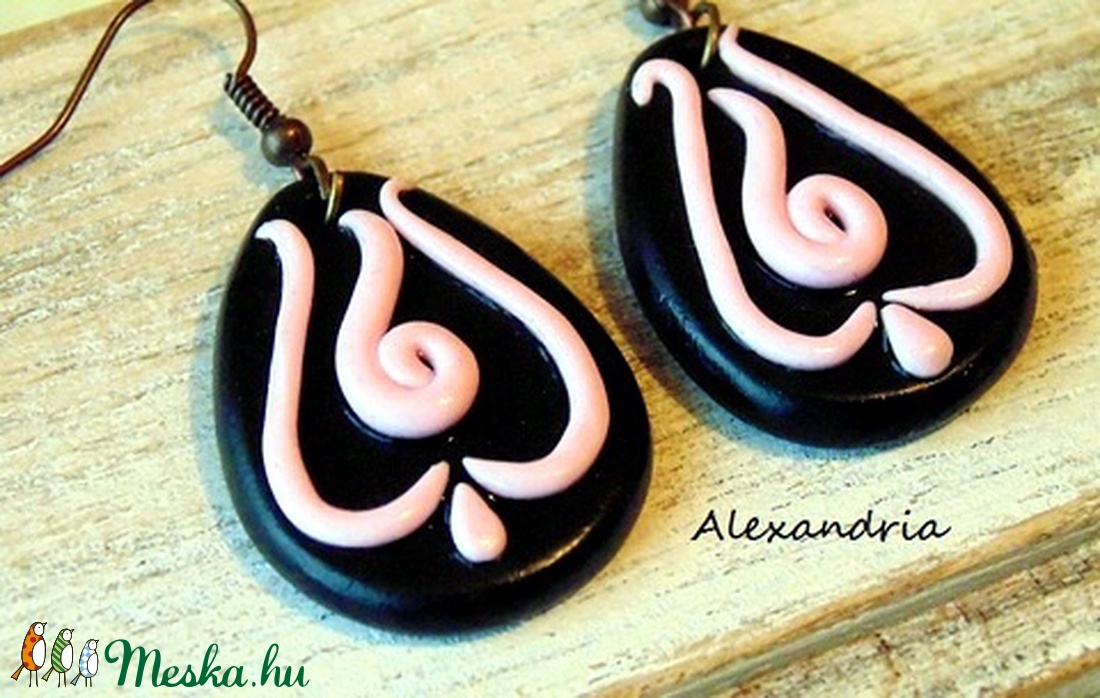 Virágos fülbevaló  - ékszer - fülbevaló - lógó csepp fülbevaló - Meska.hu