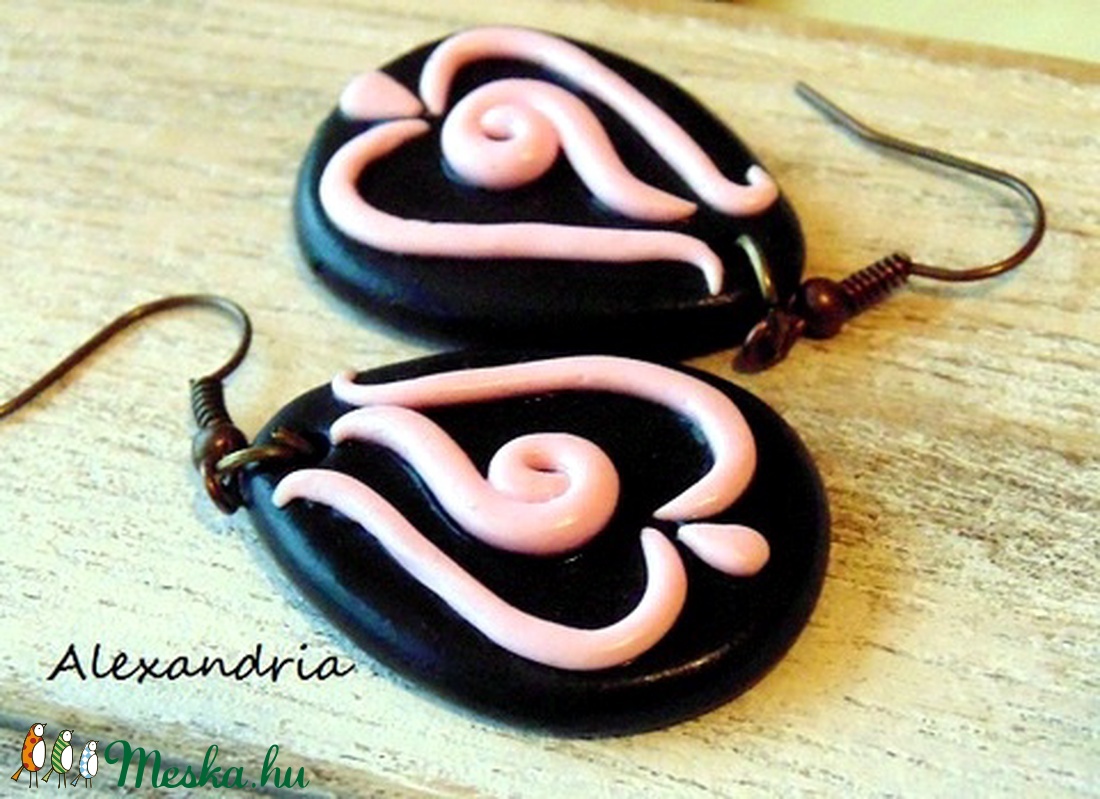 Virágos fülbevaló  - ékszer - fülbevaló - lógó csepp fülbevaló - Meska.hu