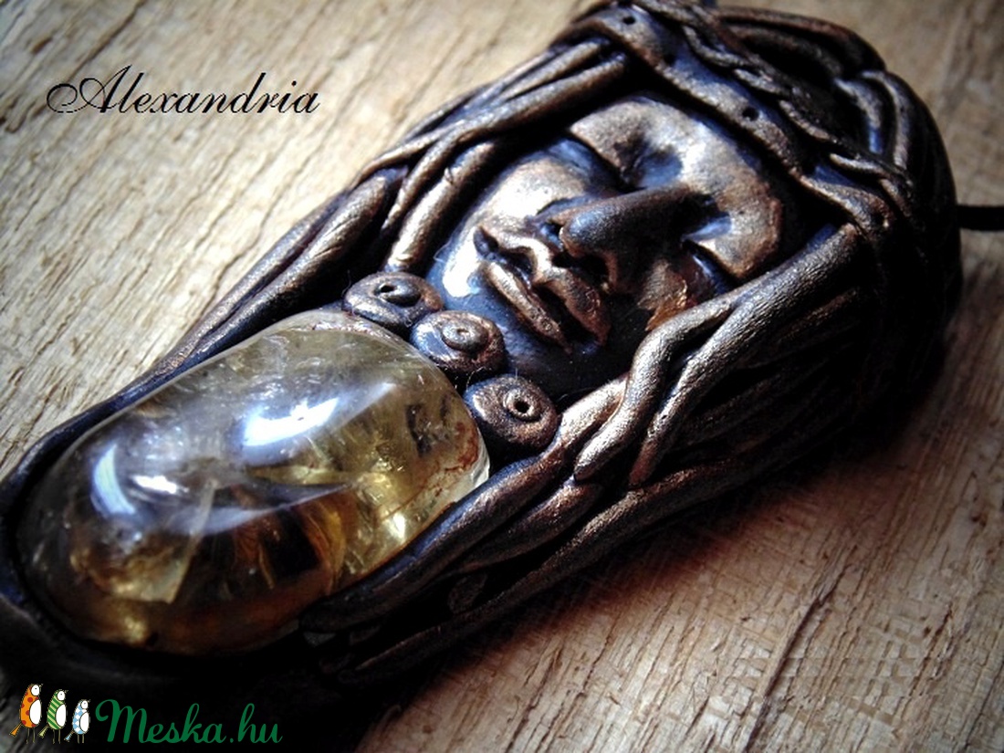 Égi istennő - mágikus amulett  - ékszer - nyaklánc - medálos nyaklánc - Meska.hu
