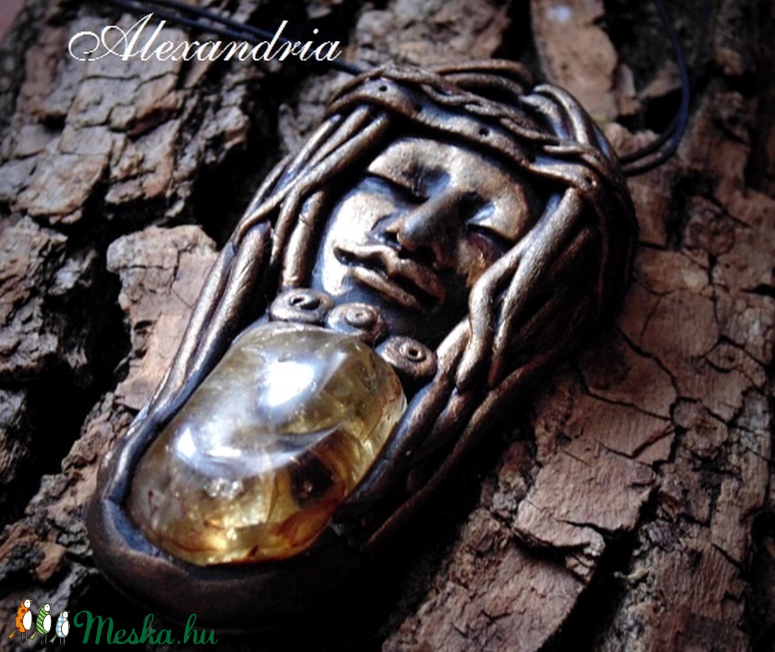 Égi istennő - mágikus amulett  - ékszer - nyaklánc - medálos nyaklánc - Meska.hu