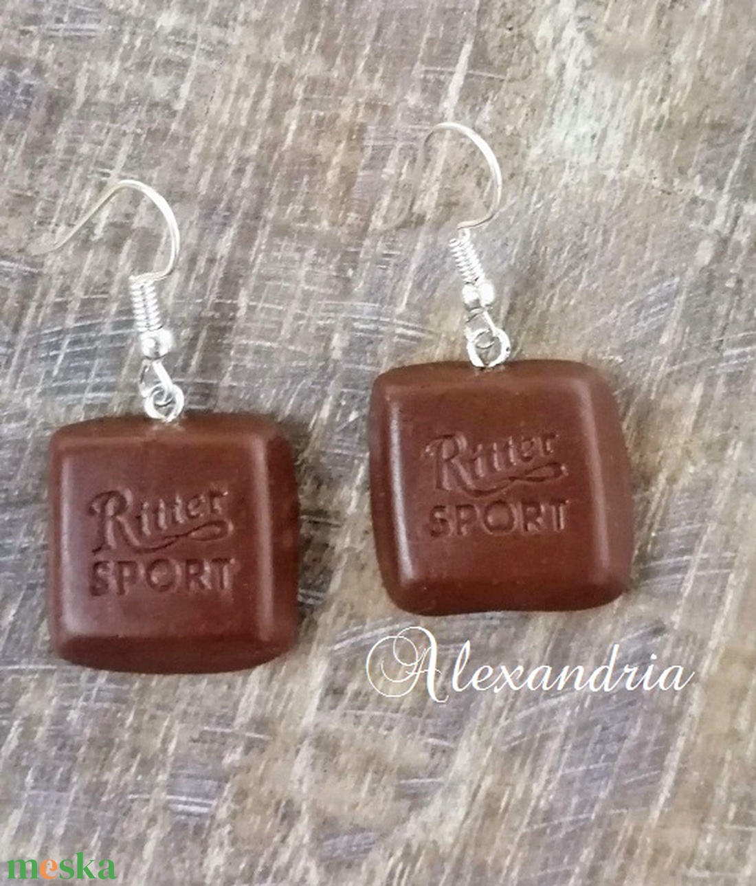 Tejcsokis Ritter sport fülbevaló - ékszer - fülbevaló - lógó fülbevaló - Meska.hu Tejcsokis Ritter sport fülbevaló - ékszer - fülbevaló - lógó fülbevaló - Meska.hu