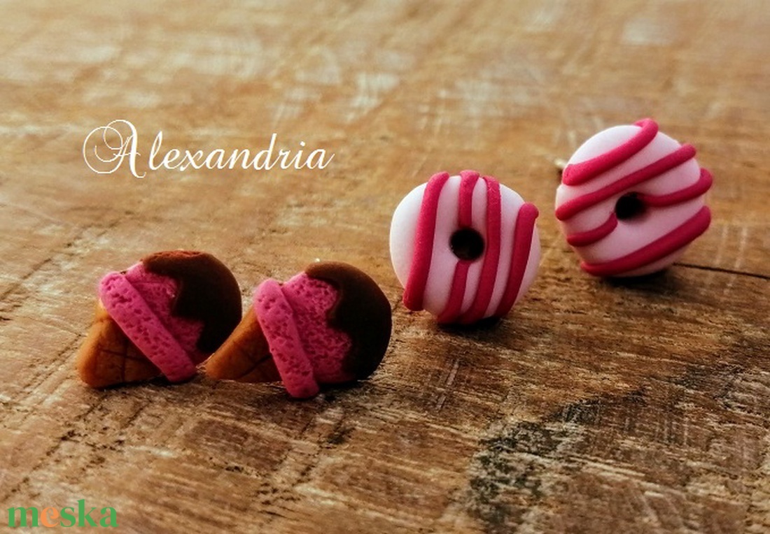 Mini szeretetbomba - ékszer - fülbevaló - pötty fülbevaló - Meska.hu