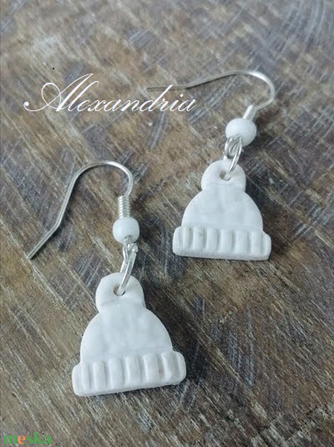 Sapkás fülbevaló  - ékszer - fülbevaló - lógó fülbevaló - Meska.hu