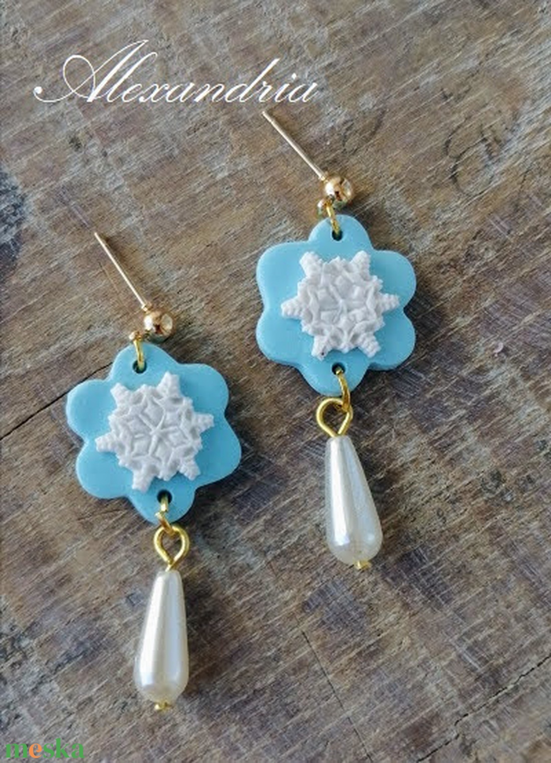 Hókirálynő fülbevaló - ékszer - fülbevaló - lógós kerek fülbevaló - Meska.hu