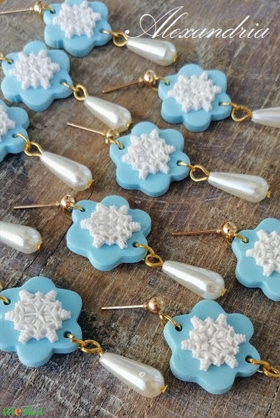 Hókirálynő fülbevaló - ékszer - fülbevaló - lógós kerek fülbevaló - Meska.hu