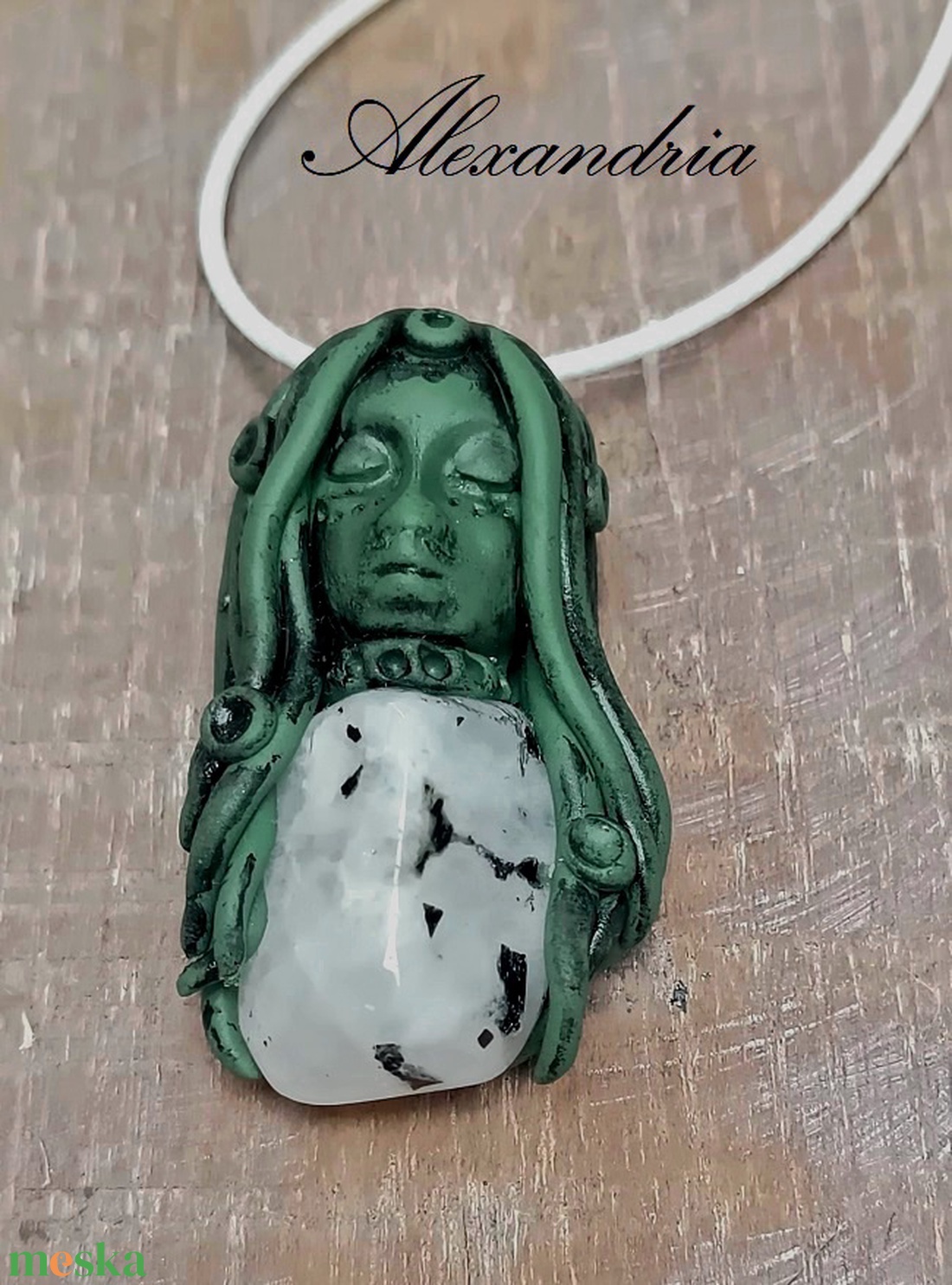 Szivárványos holdkő holisztikus nyaklánc - ékszer - nyaklánc - cameo nyaklánc - Meska.hu