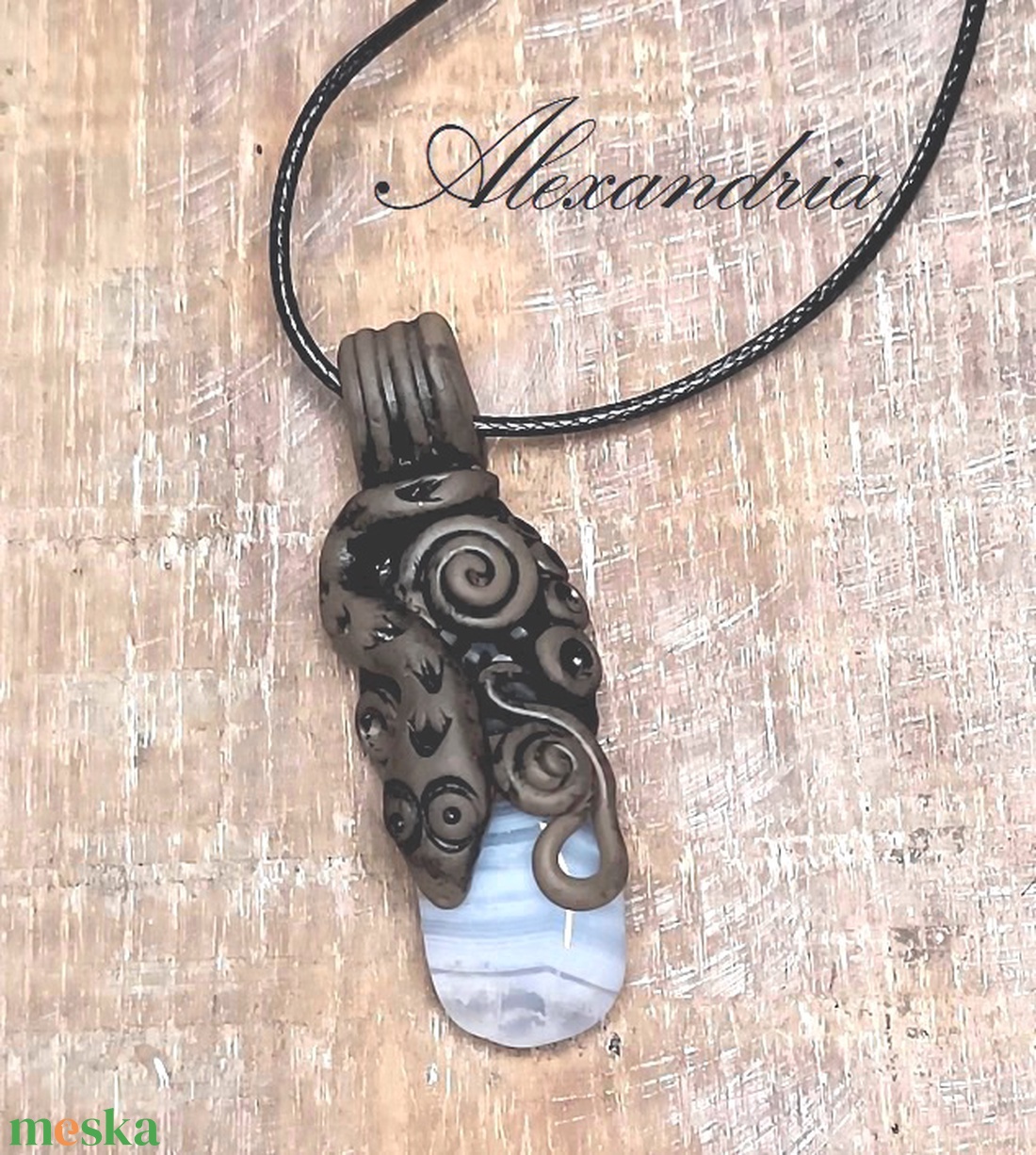 Kalcedon holisztikus nyaklánc - ékszer - nyaklánc - cameo nyaklánc - Meska.hu Kalcedon holisztikus nyaklánc - ékszer - nyaklánc - cameo nyaklánc - Meska.hu