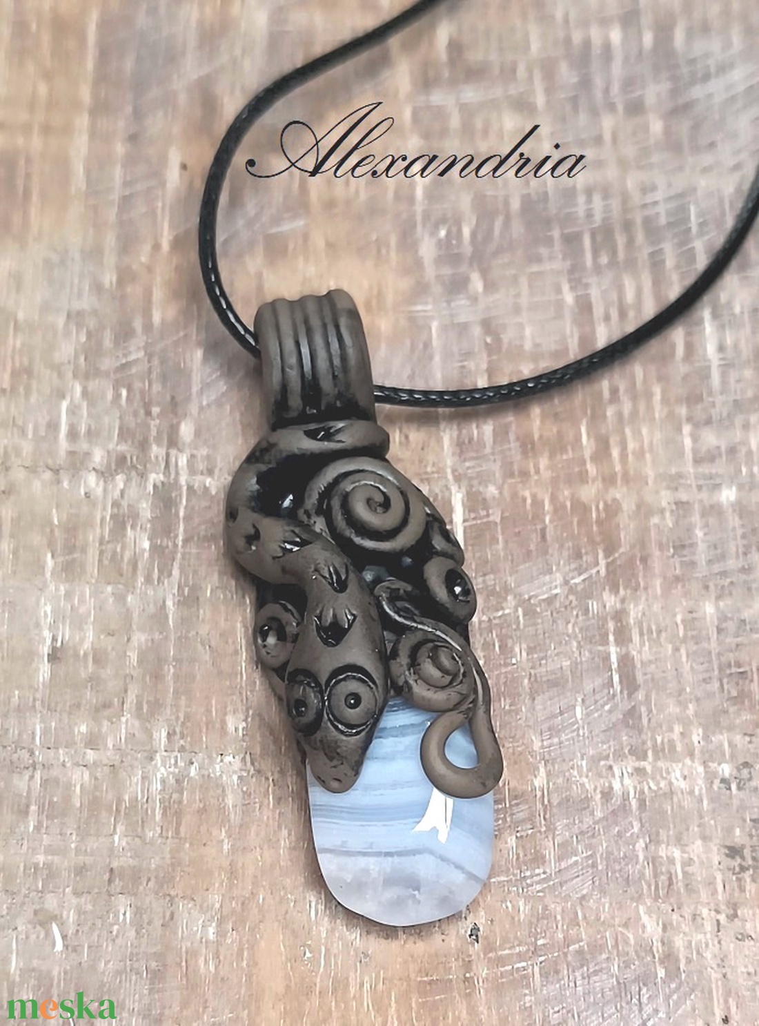 Kalcedon holisztikus nyaklánc - ékszer - nyaklánc - cameo nyaklánc - Meska.hu Kalcedon holisztikus nyaklánc - ékszer - nyaklánc - cameo nyaklánc - Meska.hu