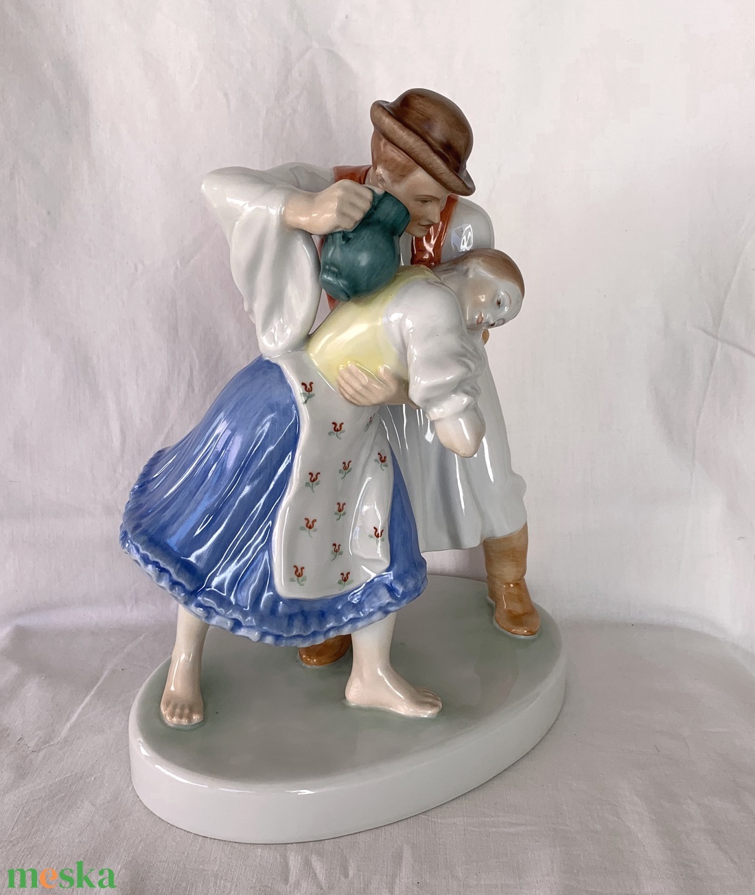 Herendi Locsolkodók  kézzel festett porcelán figura (26 cm) - művészet - szobor - kerámia - Meska.hu