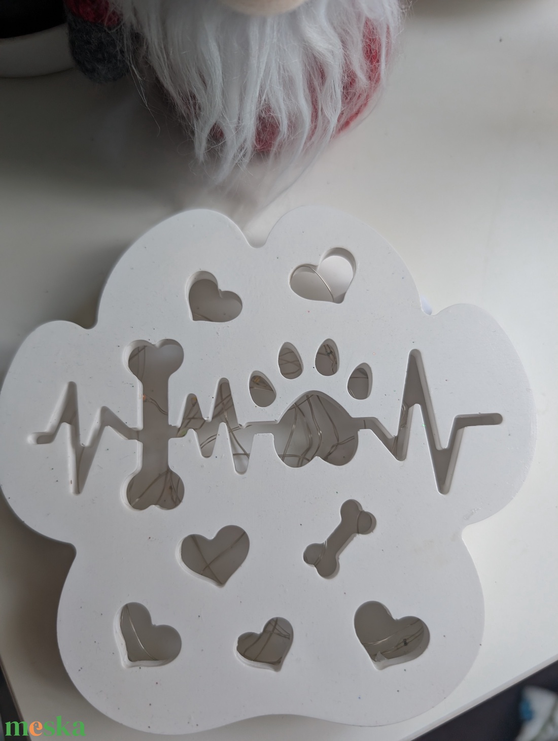 Mancs alakú lámpa díszfénnyel - otthon & életmód - dekoráció - dísztárgy - Meska.hu