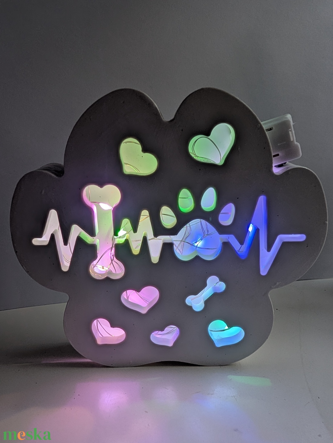 Mancs alakú lámpa díszfénnyel - otthon & életmód - dekoráció - dísztárgy - Meska.hu