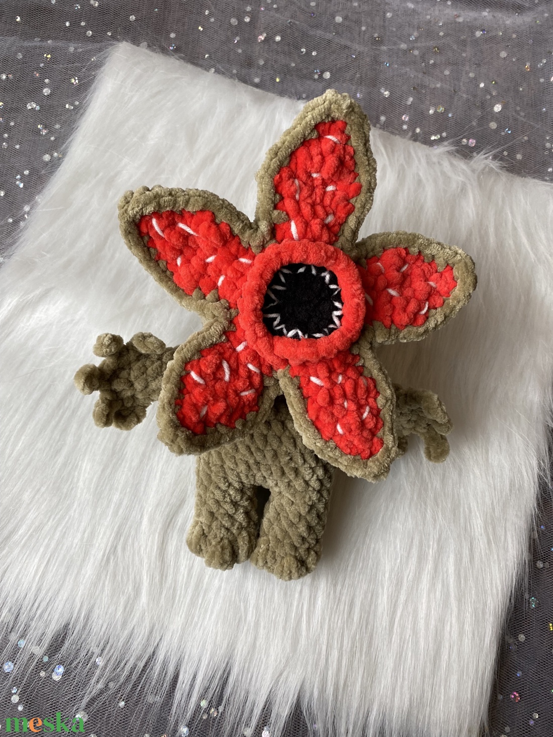 Demogorgon - játék & sport - plüssállat & játékfigura - más figura - Meska.hu