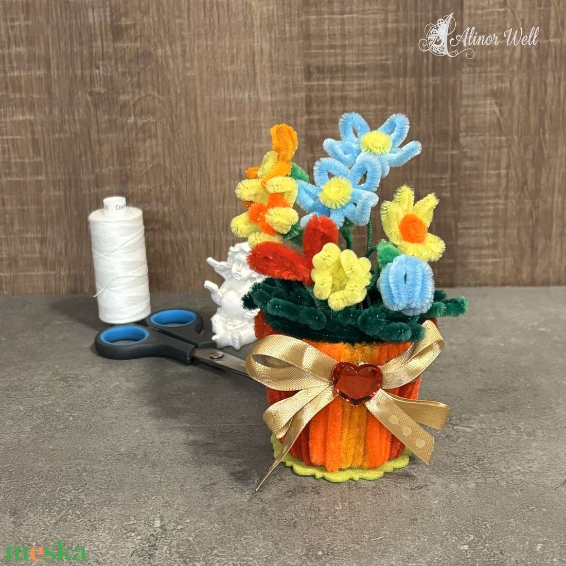 Virágok cserépben szívesen - otthon & életmód - virágdekoráció - virágdíszek - asztali virágdísz - Meska.hu