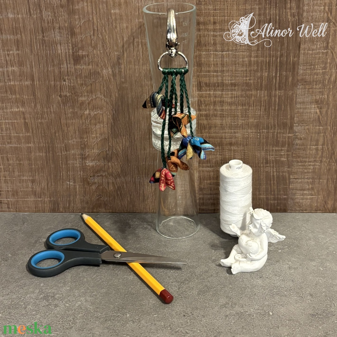 Hobo virágos latkan - kulcstartó - táska & tok - kulcstartó & táskadísz - kulcstartó - Meska.hu