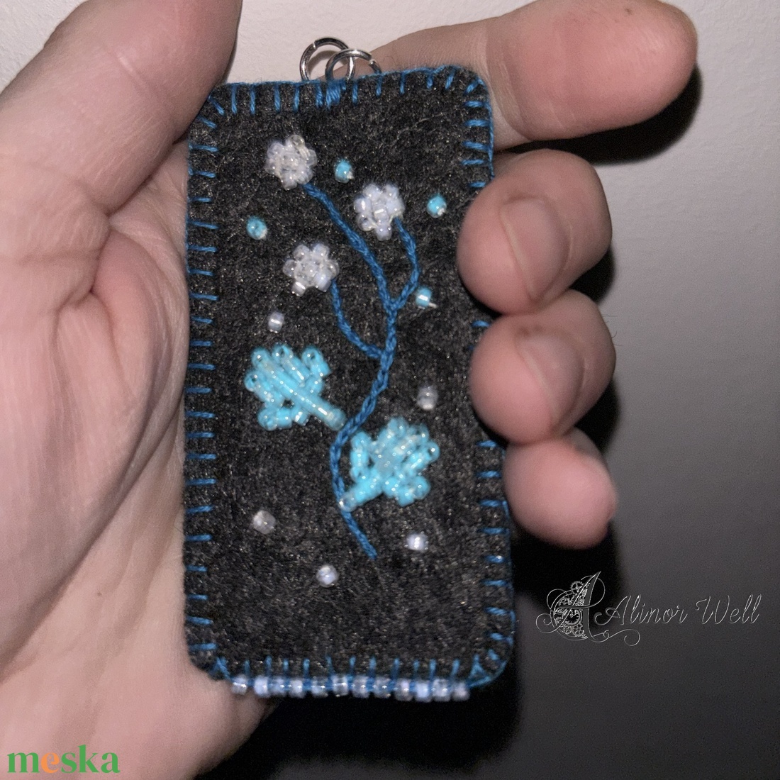 Sötétben világító kulcstartó dísz - táska & tok - kulcstartó & táskadísz - kulcstartó - Meska.hu