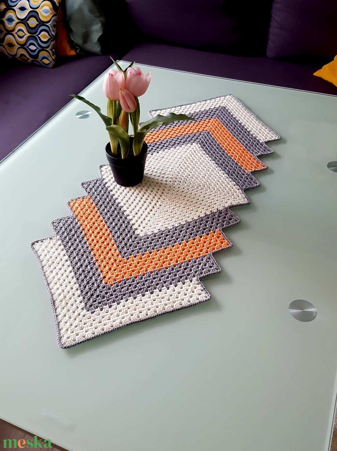 Asztali futó/terítő - otthon & életmód - dekoráció - asztal és polc dekoráció - horgolt & csipketerítő - Meska.hu