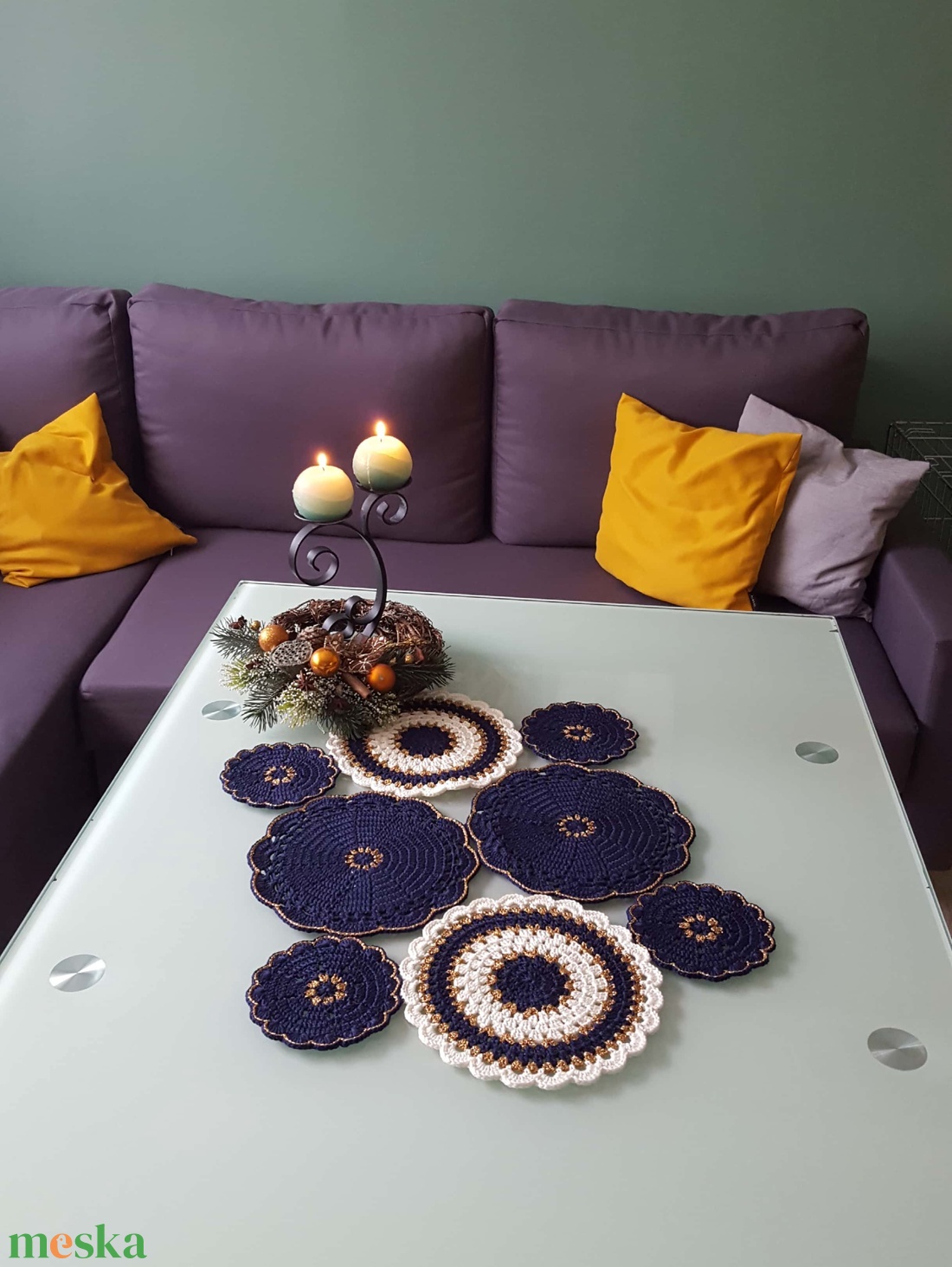 Karácsonyi Asztali futó/terítő - otthon & életmód - dekoráció - asztal és polc dekoráció - horgolt & csipketerítő - Meska.hu