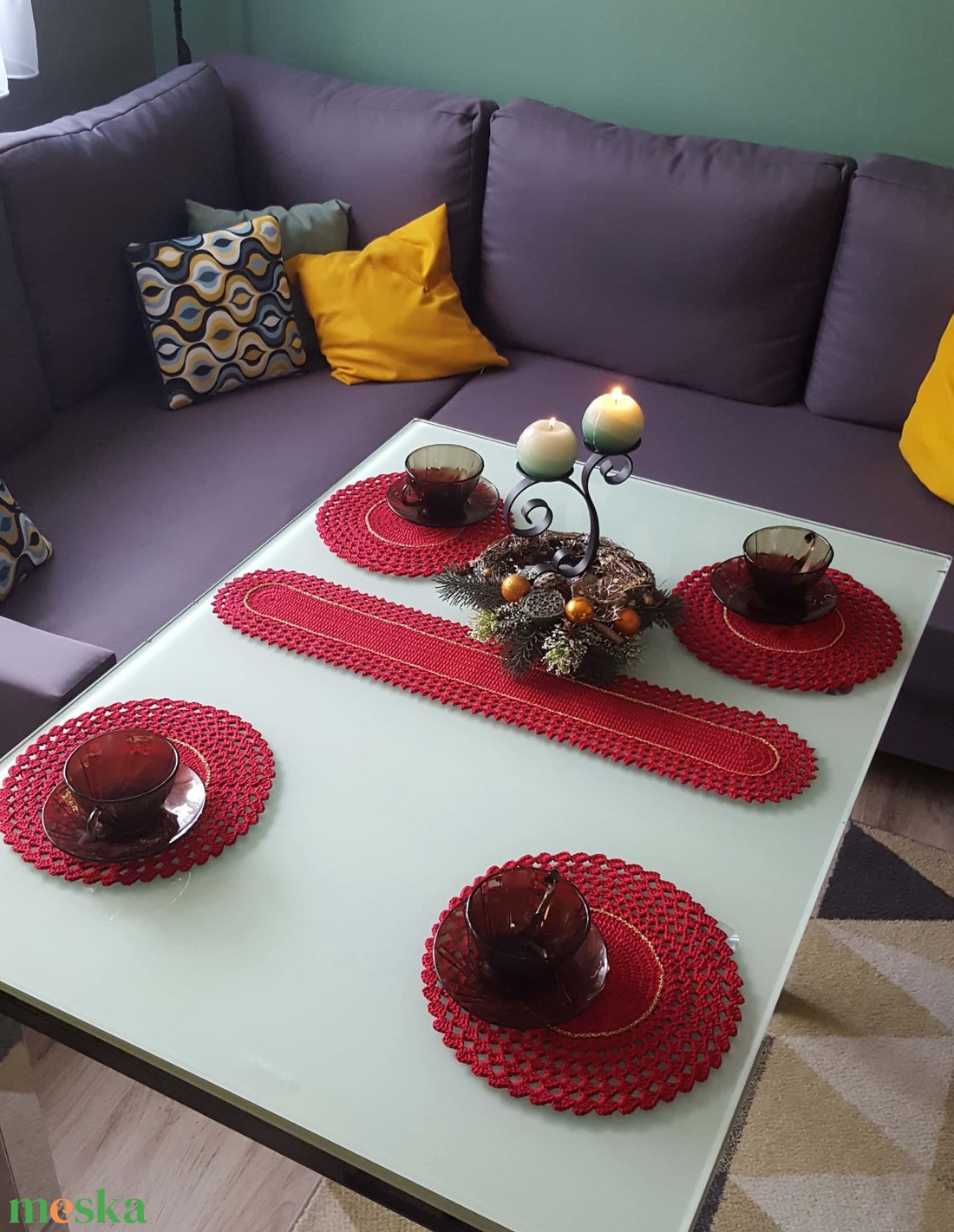 Karácsonyi Asztali futó/terítő - otthon & életmód - dekoráció - asztal és polc dekoráció - horgolt & csipketerítő - Meska.hu