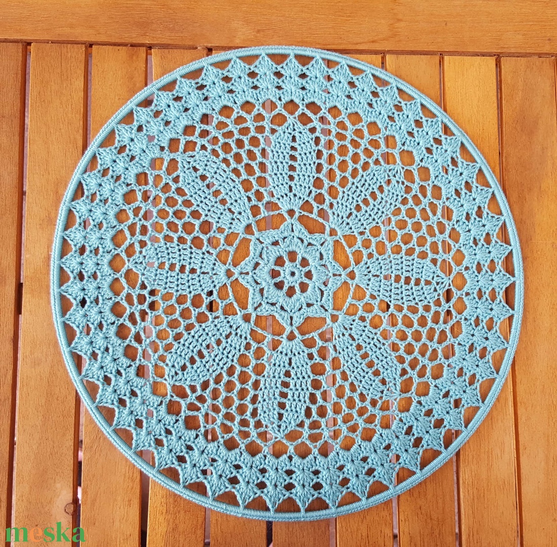 Horgolt falidísz, függődísz, ablakdísz, fali dekoráció 30 cm - otthon & életmód - dekoráció - fali és függő dekoráció - falra akasztható dekor - Meska.hu