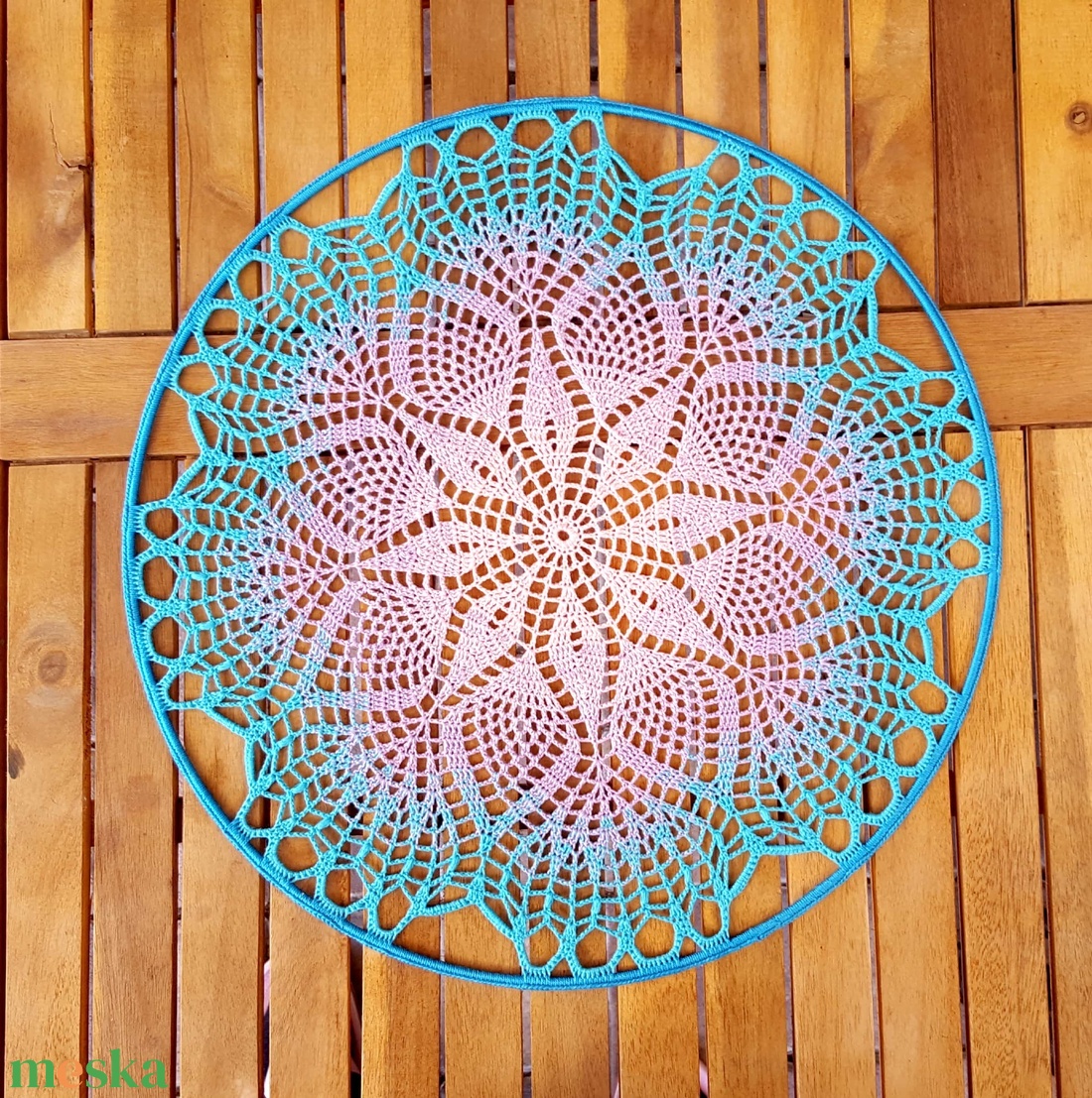 Horgolt falidísz, függődísz, ablakdísz, fali dekoráció, mandala 40 cm - otthon & életmód - dekoráció - fali és függő dekoráció - falra akasztható dekor - Meska.hu