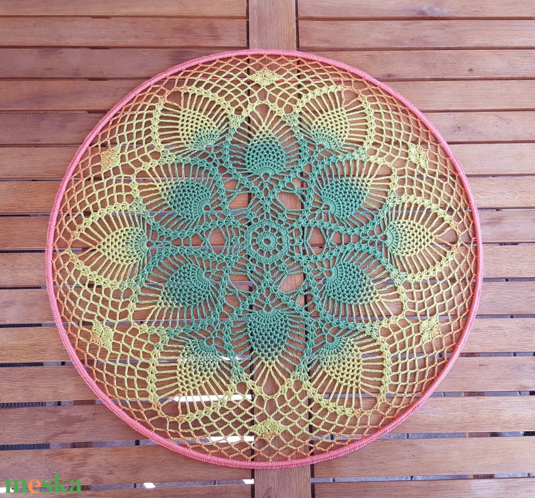 Horgolt falidísz, függődísz, ablakdísz, fali dekoráció, mandala 45 cm - otthon & életmód - dekoráció - fali és függő dekoráció - falra akasztható dekor - Meska.hu
