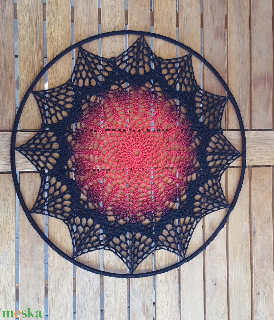 Horgolt falidísz, függődísz, ablakdísz, fali dekoráció, mandala 35 cm - otthon & életmód - dekoráció - fali és függő dekoráció - falra akasztható dekor - Meska.hu