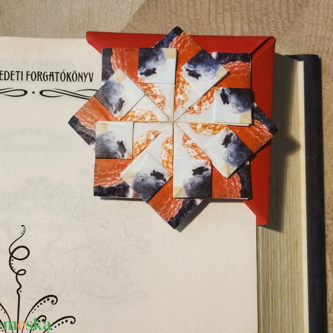 Teapapírból hajtogatott origami könyvjelző - könyv & zene - könyvjelző - Meska.hu Teapapírból hajtogatott origami könyvjelző - könyv & zene - könyvjelző - Meska.hu