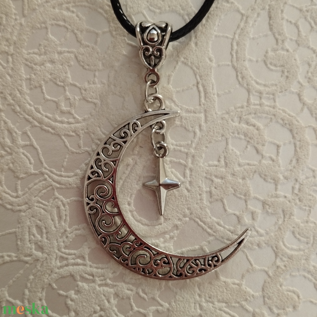 Hold medál - ékszer - nyaklánc - medál - Meska.hu