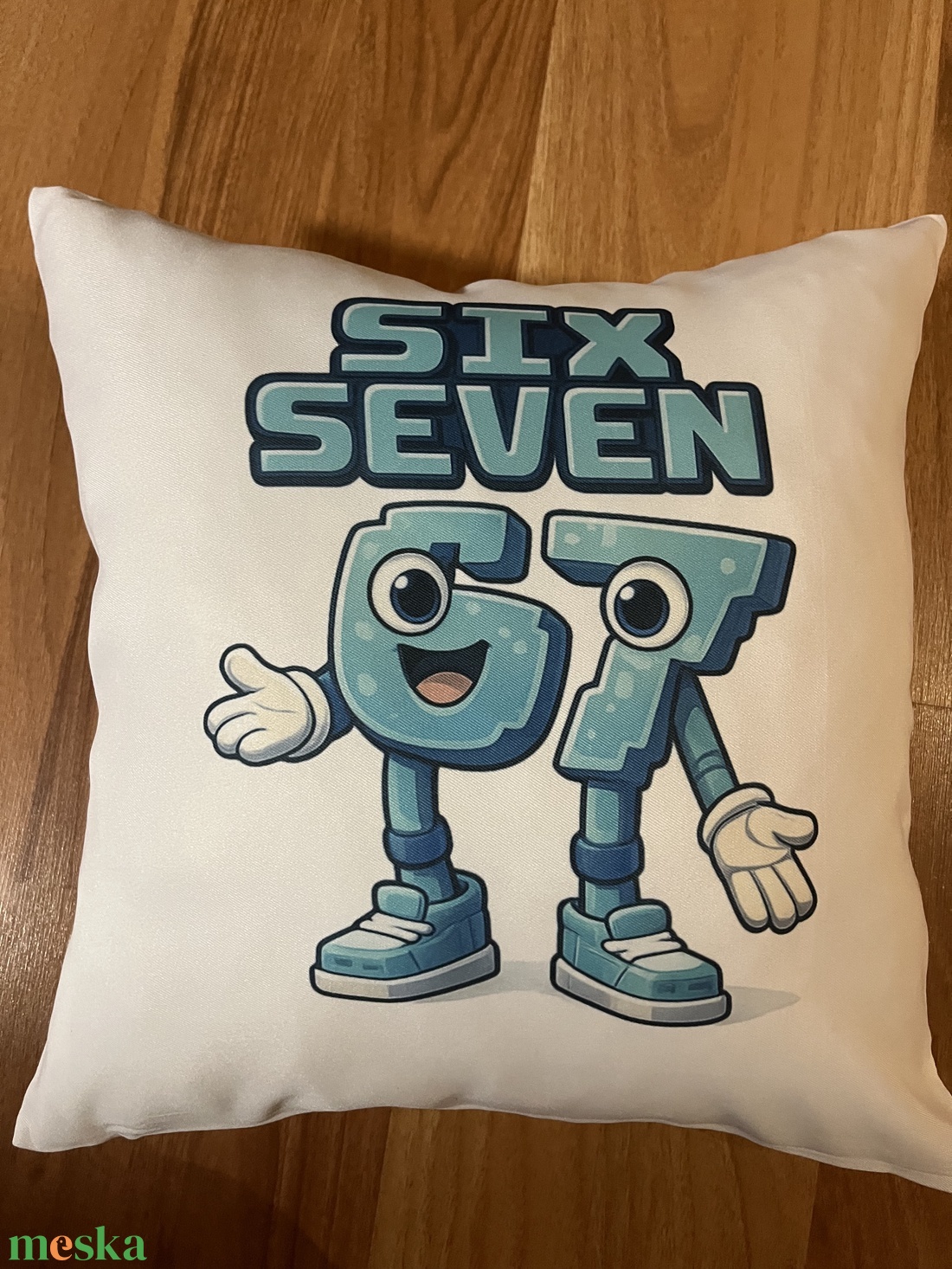Six seven párna  - baba - mama - babaszoba dekoráció - gyerek díszpárna - Meska.hu