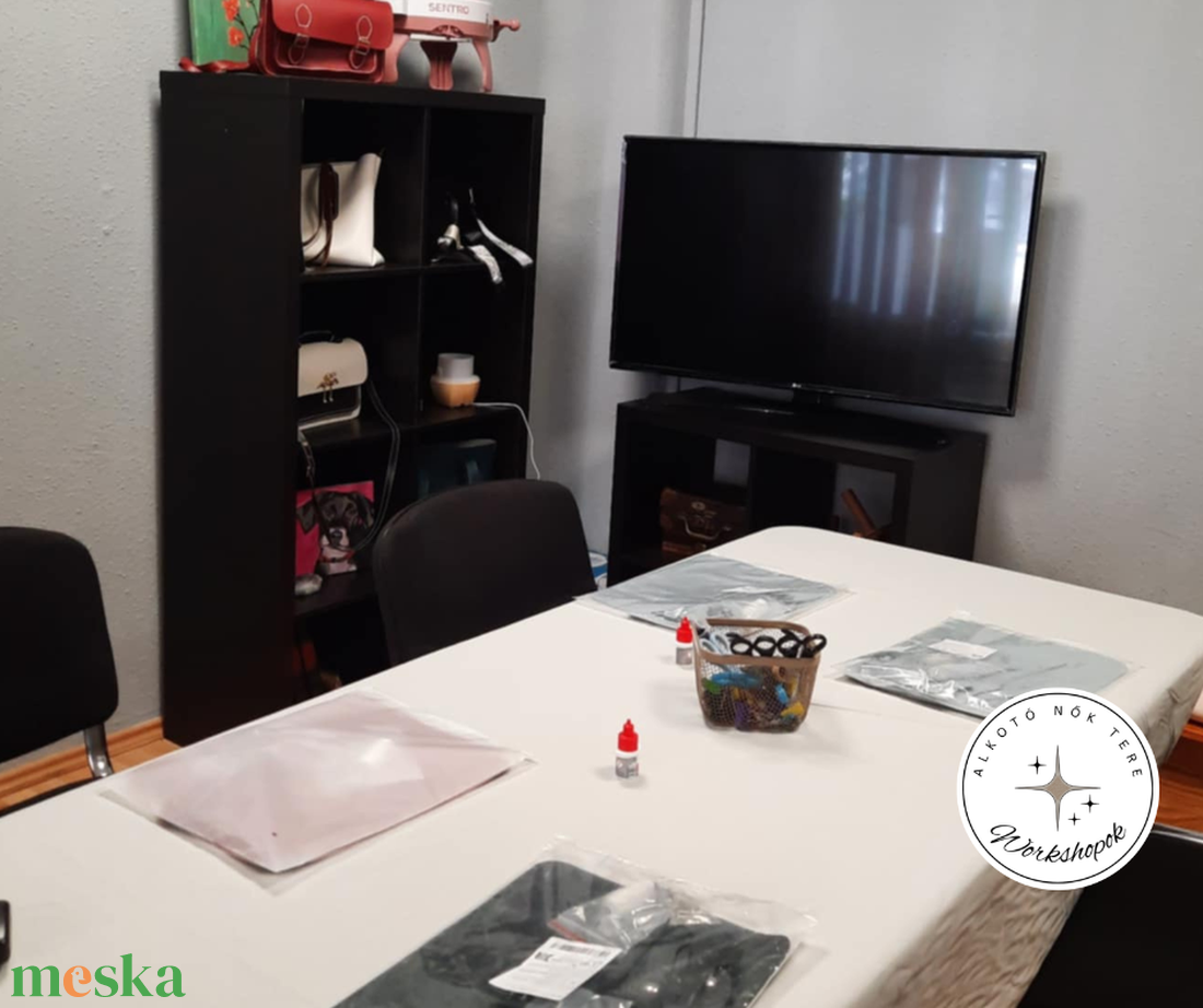 Alkotó Nők Tere - Valódi bőr, szegecselt táska készítő workshop - diy (csináld magad) - workshop & tanfolyam - Meska.hu