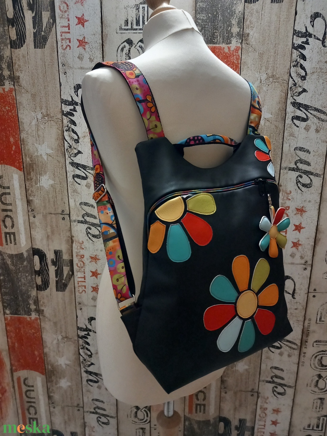 Flowers Flow hátizsák  fekete - táska & tok - hátizsák - hátizsák - Meska.hu