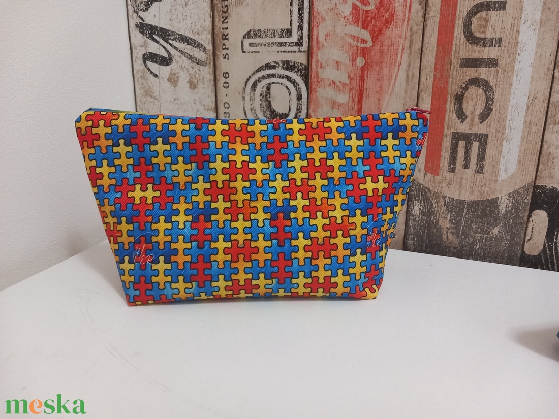 Puzzle mintás Autizmus tudatosság  neszer és kulcstarto - táska & tok - hátizsák - hátizsák - Meska.hu