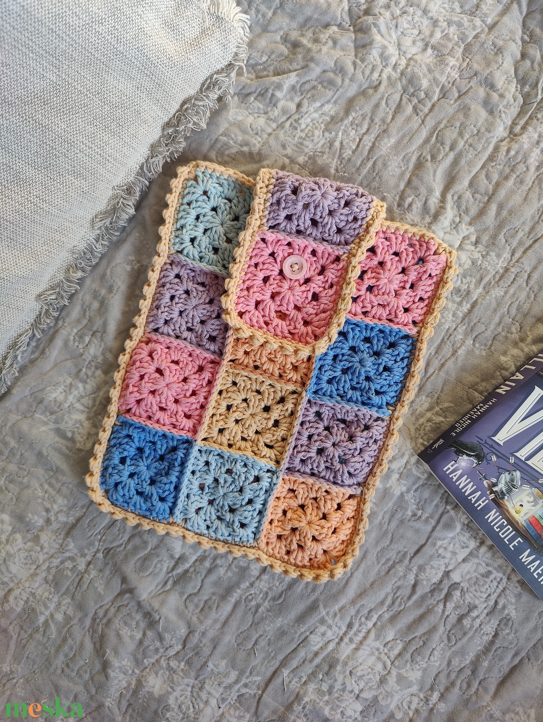 Horgolt Granny Square Könyvtok - könyv & zene - könyvtok - Meska.hu