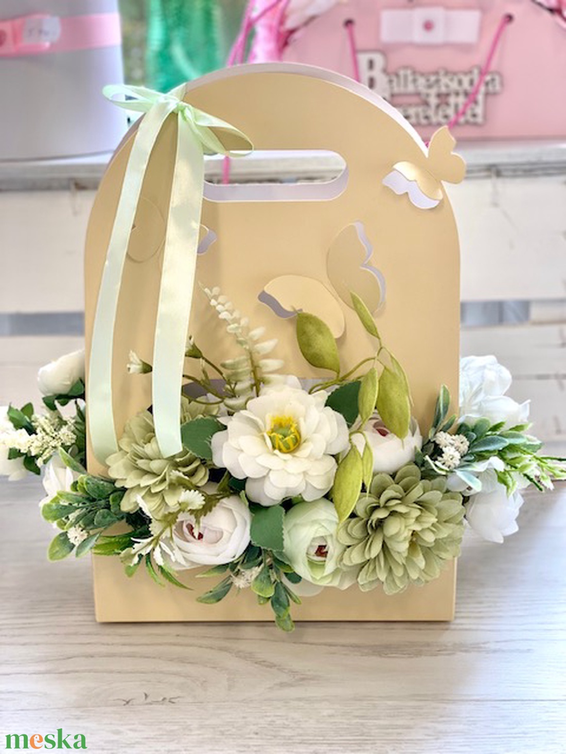 Lepkés táska virágbox ballagási ajándék - otthon & életmód - dekoráció - virágdísz és tartó - virágbox, virágdoboz - Meska.hu
