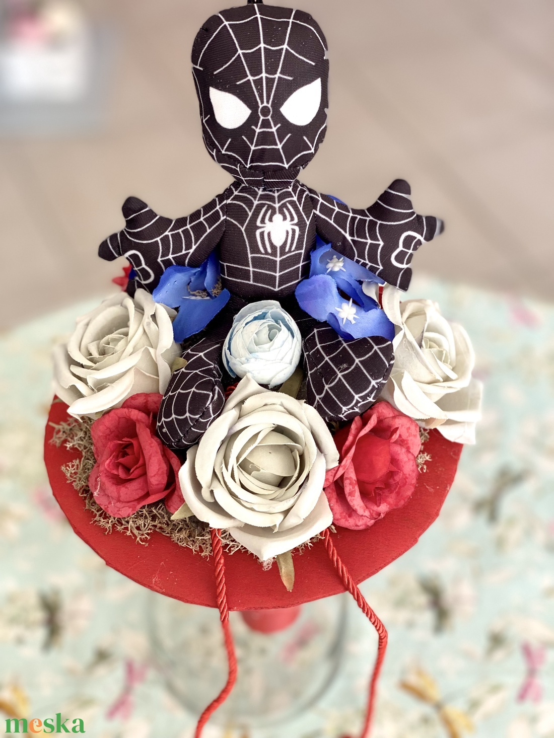Szuperhős ballagási csokrok  - otthon & életmód - dekoráció - virágdísz és tartó - csokor & virágdísz - Meska.hu