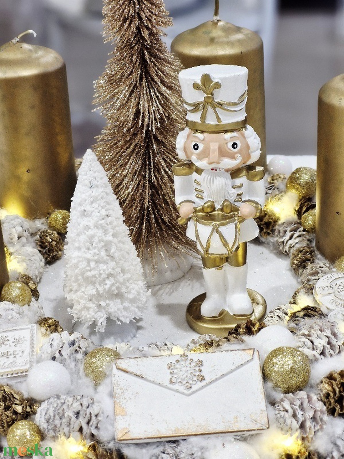 Elegáns, arany Diótörő adventi koszorú - karácsony - adventi díszek - adventi koszorú - Meska.hu