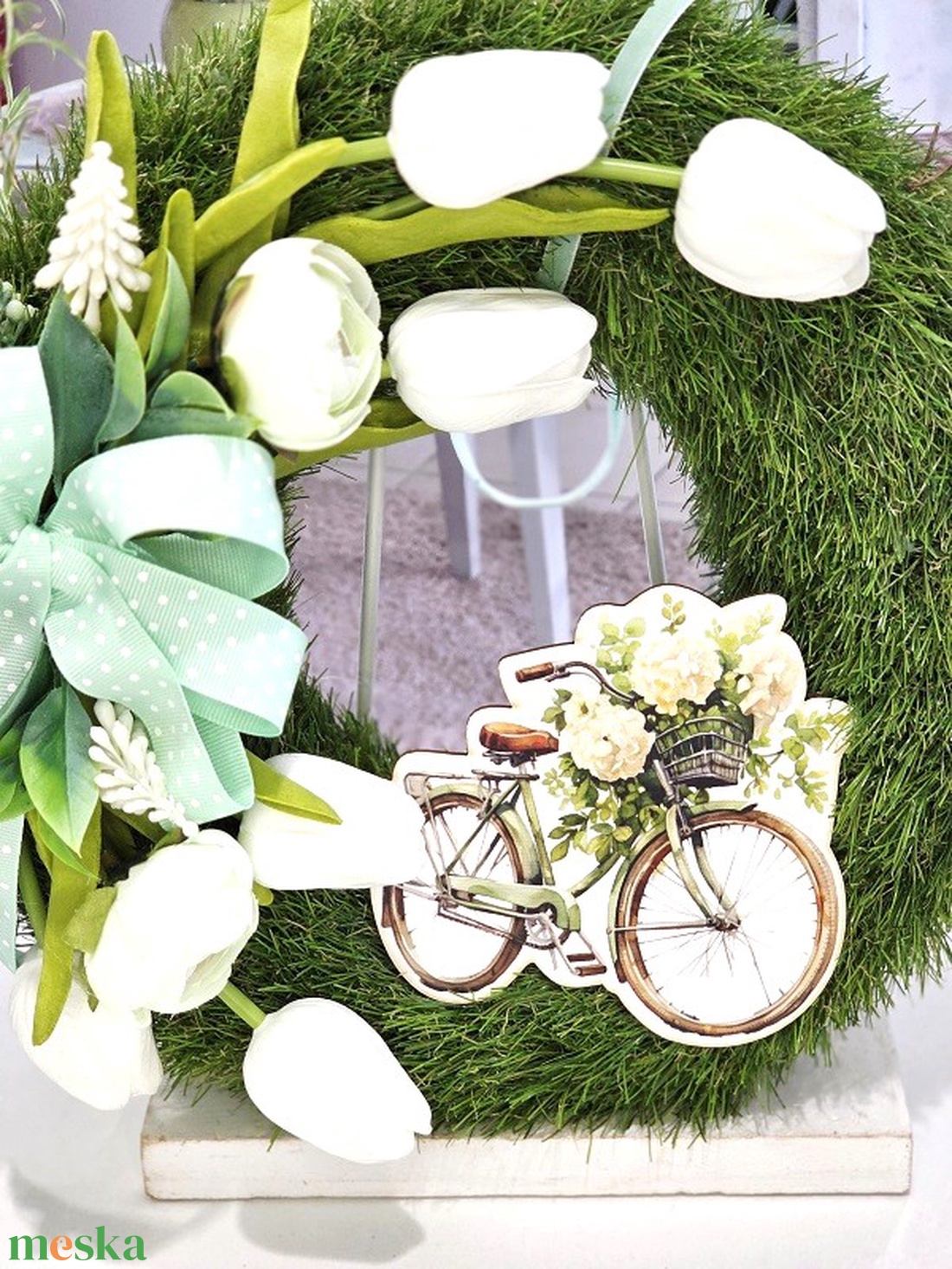 Nagy műfű alpú fehér-menta tavaszi ajtódísz  - otthon & életmód - dekoráció - ajtó- és ablak dekoráció - ajtódísz & kopogtató - Meska.hu