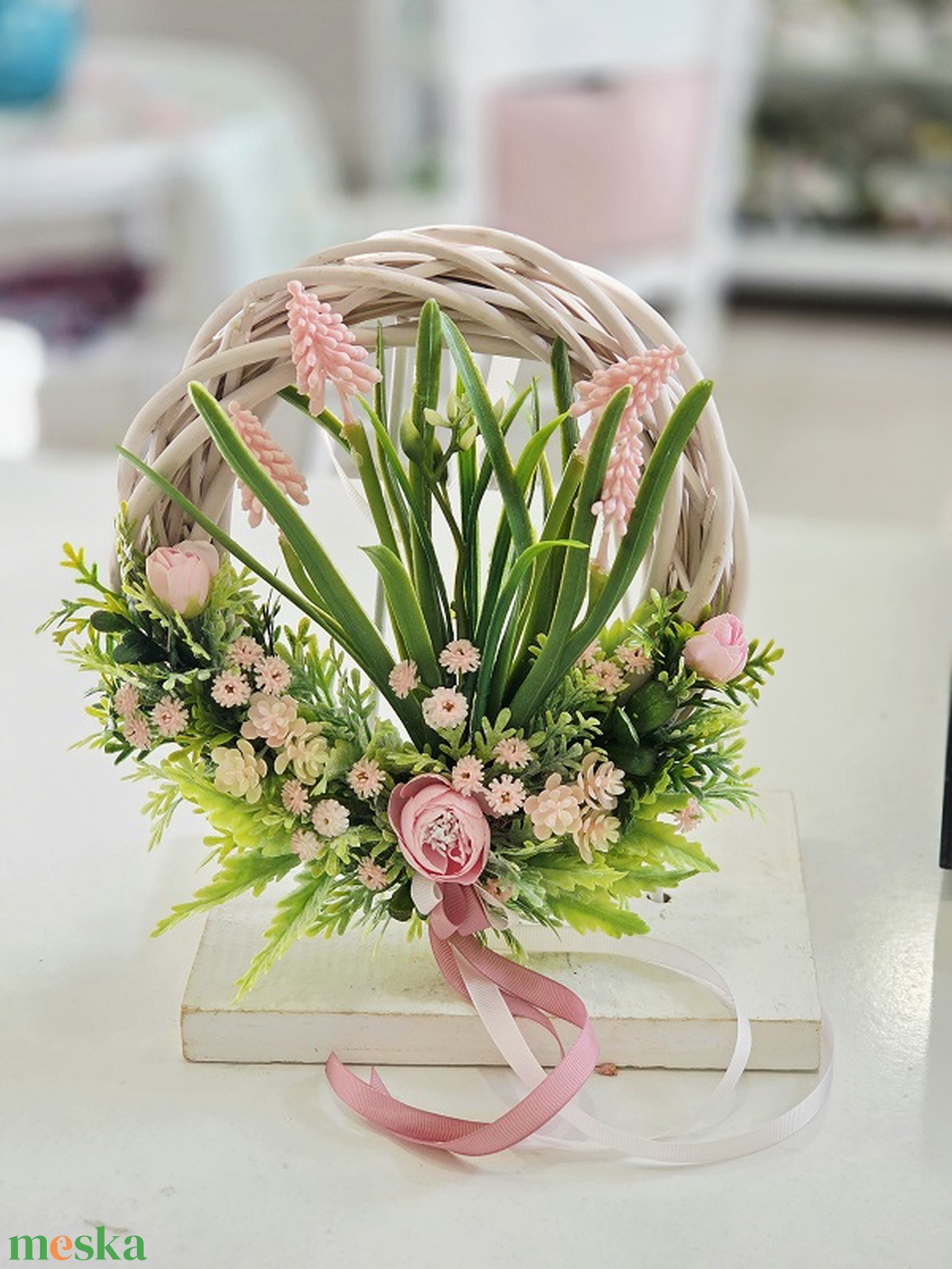 Gyöngyikés vessző tavaszi ajtódísz  - otthon & életmód - dekoráció - ajtó- és ablak dekoráció - ajtódísz & kopogtató - Meska.hu