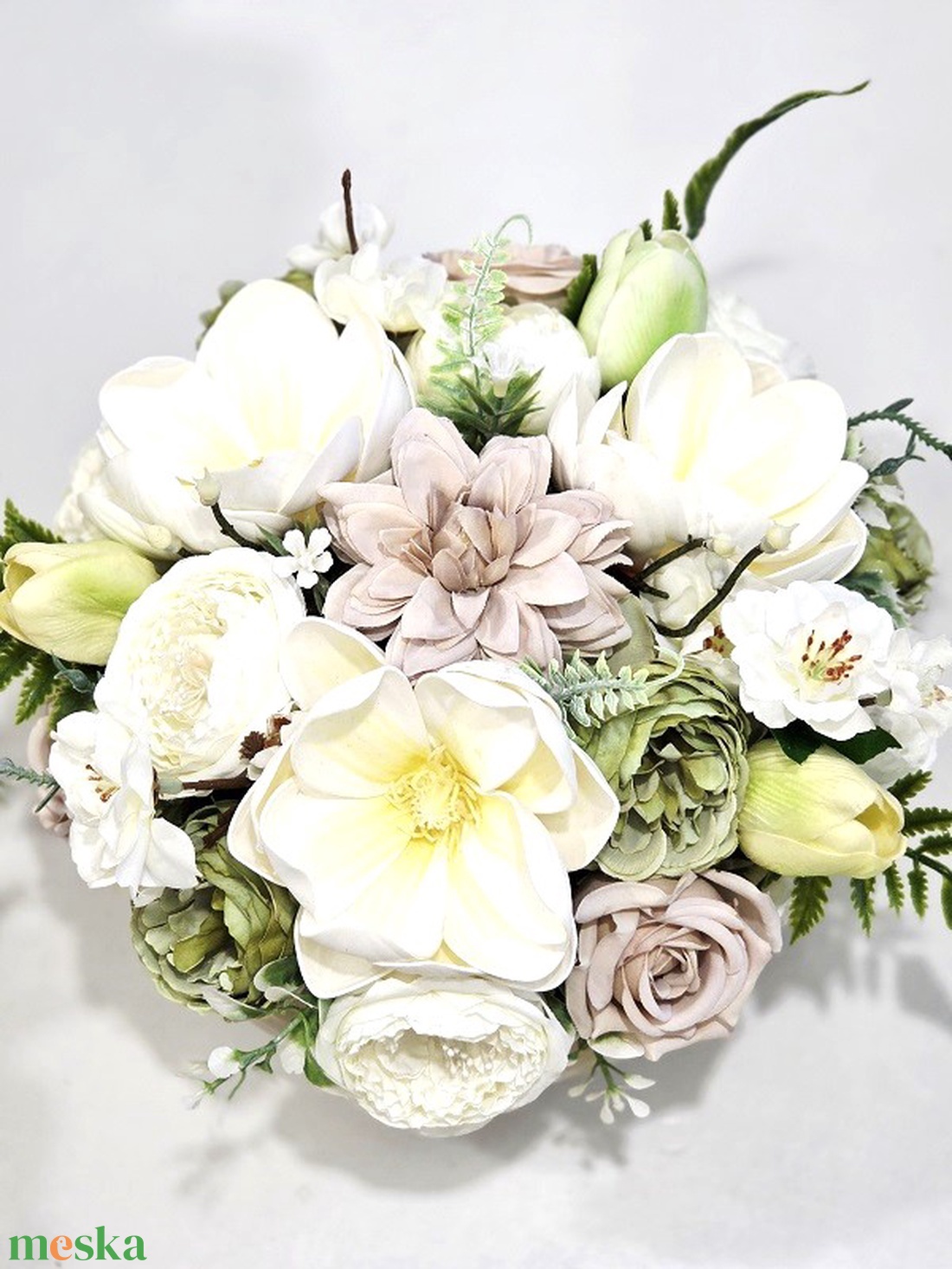 Barna tál magnóliás tavaszi asztaldísz  - otthon & életmód - dekoráció - asztal és polc dekoráció - asztaldísz - Meska.hu