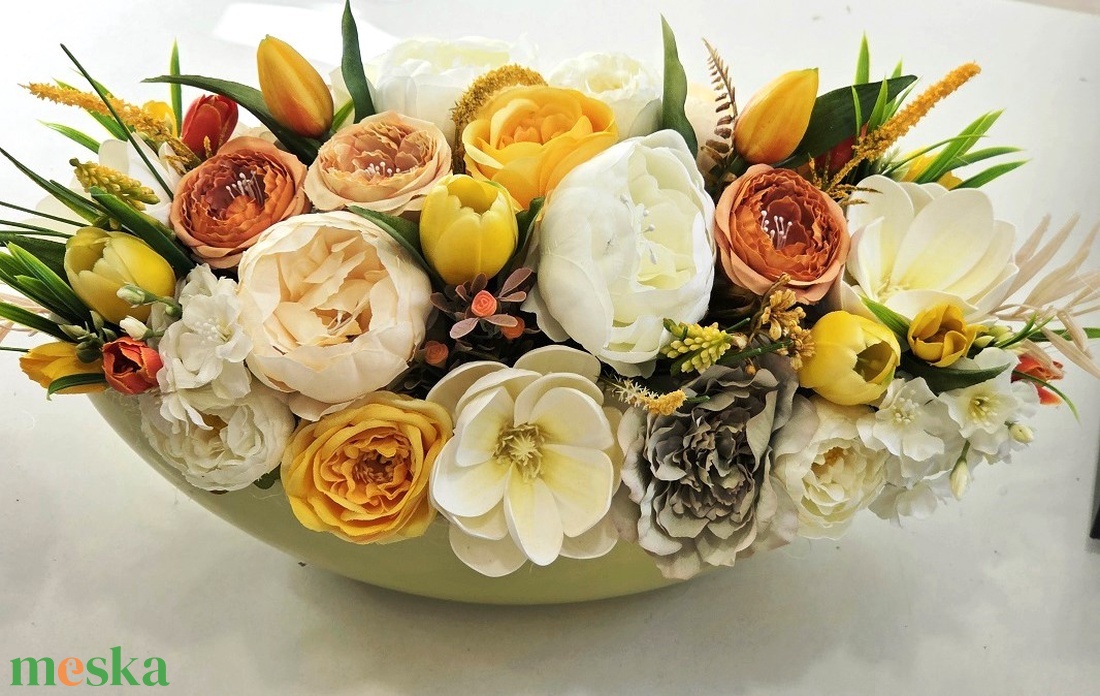 Óriás zöld csónak tulipános tavaszi asztaldísz  - otthon & életmód - dekoráció - asztal és polc dekoráció - asztaldísz - Meska.hu