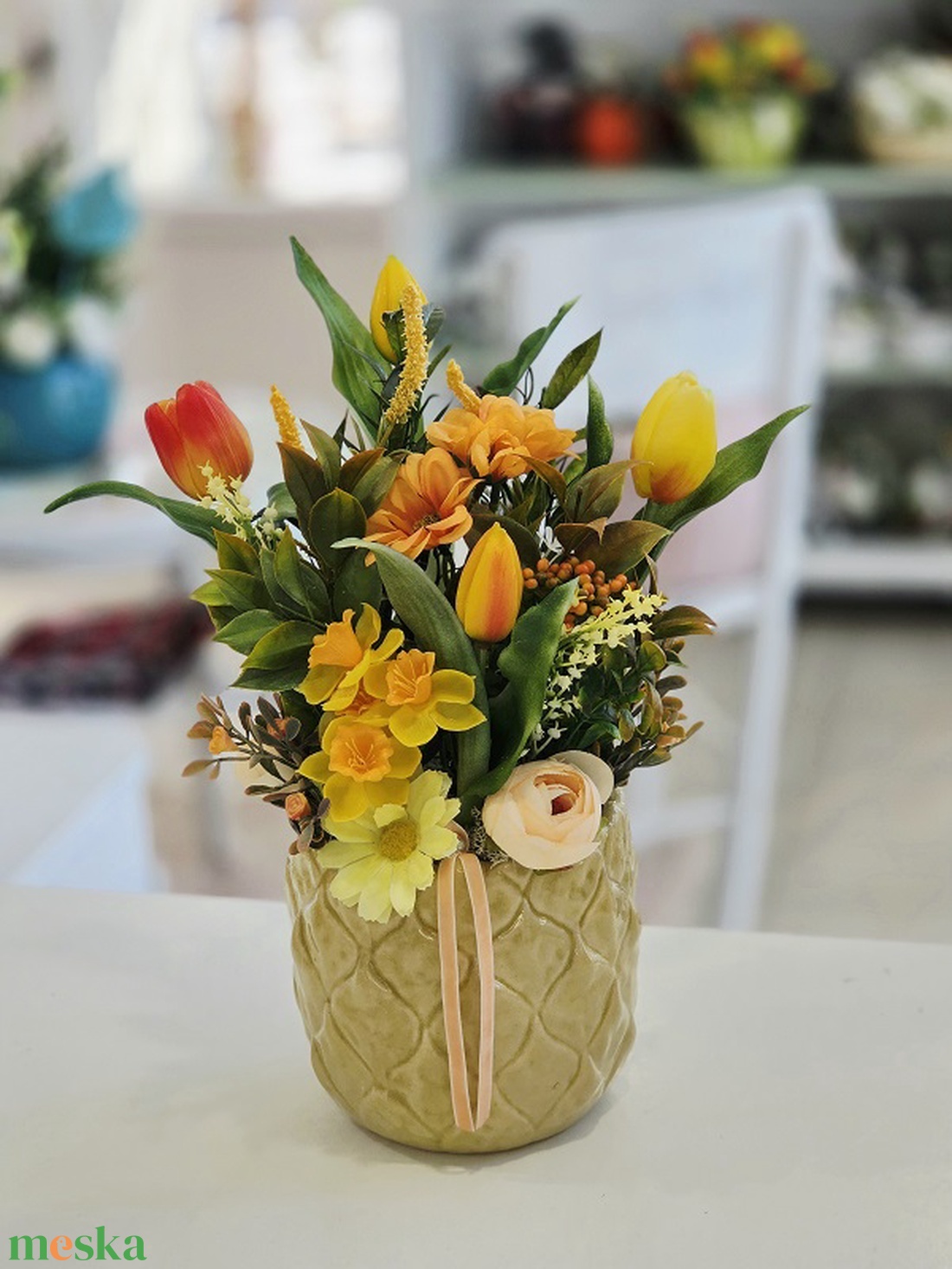 Sárga kaspós tulipános tavaszi asztaldísz  - otthon & életmód - dekoráció - asztal és polc dekoráció - asztaldísz - Meska.hu